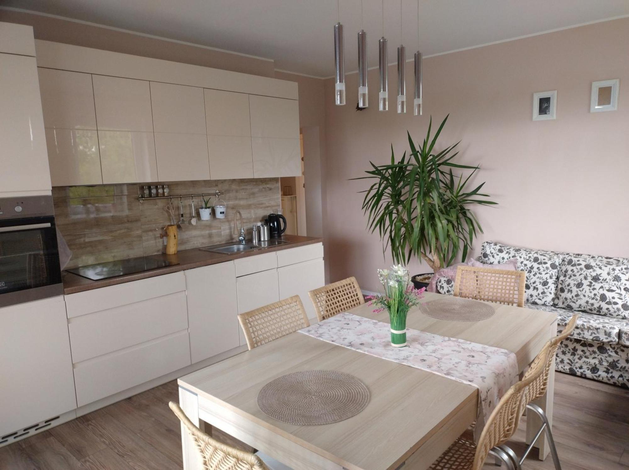 Apartament Jasmin Z Balkonem I Samodzielnym Zameldowaniem Posen